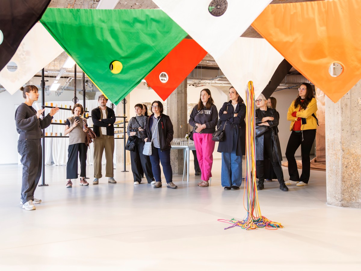 Curatorial tour Around the&nbsp;Clock